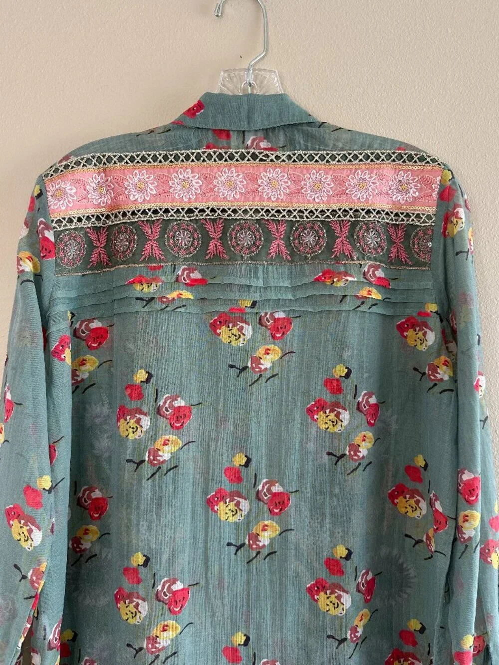 Aratta Silent Journey MIA Grace Floral Embroidered Blouse, S, Green Boho Artsy